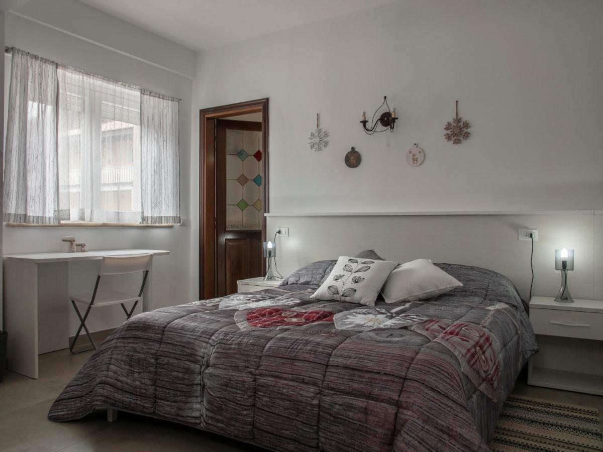 La Casa Delle Stagioni Bed and Breakfast Λ' Άκουιλα Εξωτερικό φωτογραφία