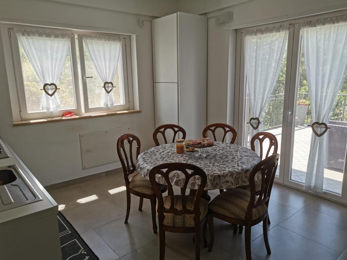 La Casa Delle Stagioni Bed and Breakfast Λ' Άκουιλα Εξωτερικό φωτογραφία